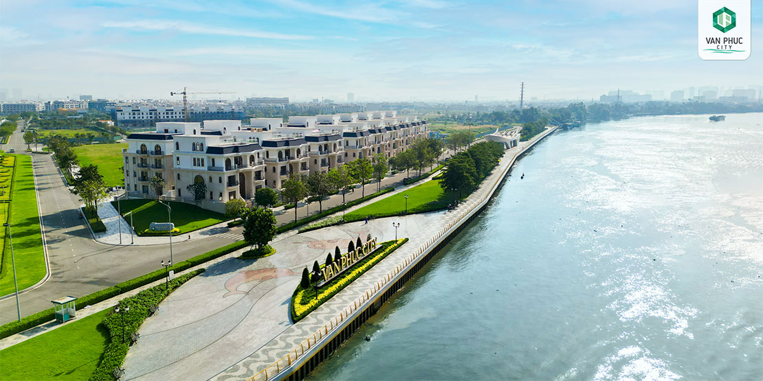 CÔNG VIÊN VEN SÔNG THE LONG PARK