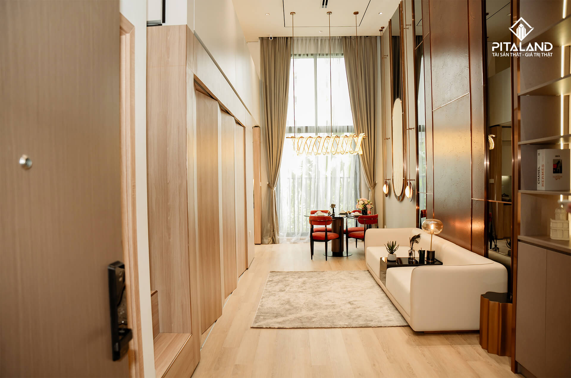 can-ho-mau-hi-ceiling-picity-sky-park