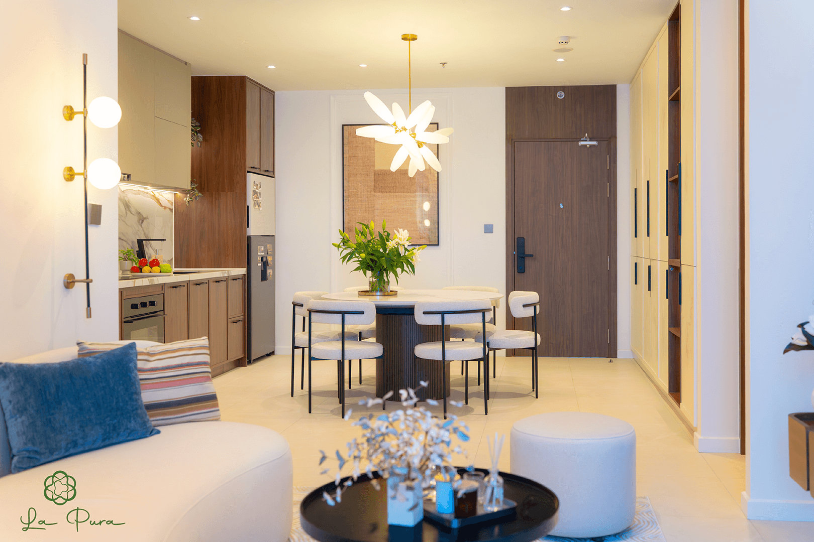 Phòng khách căn 2PN Dự án LaPura