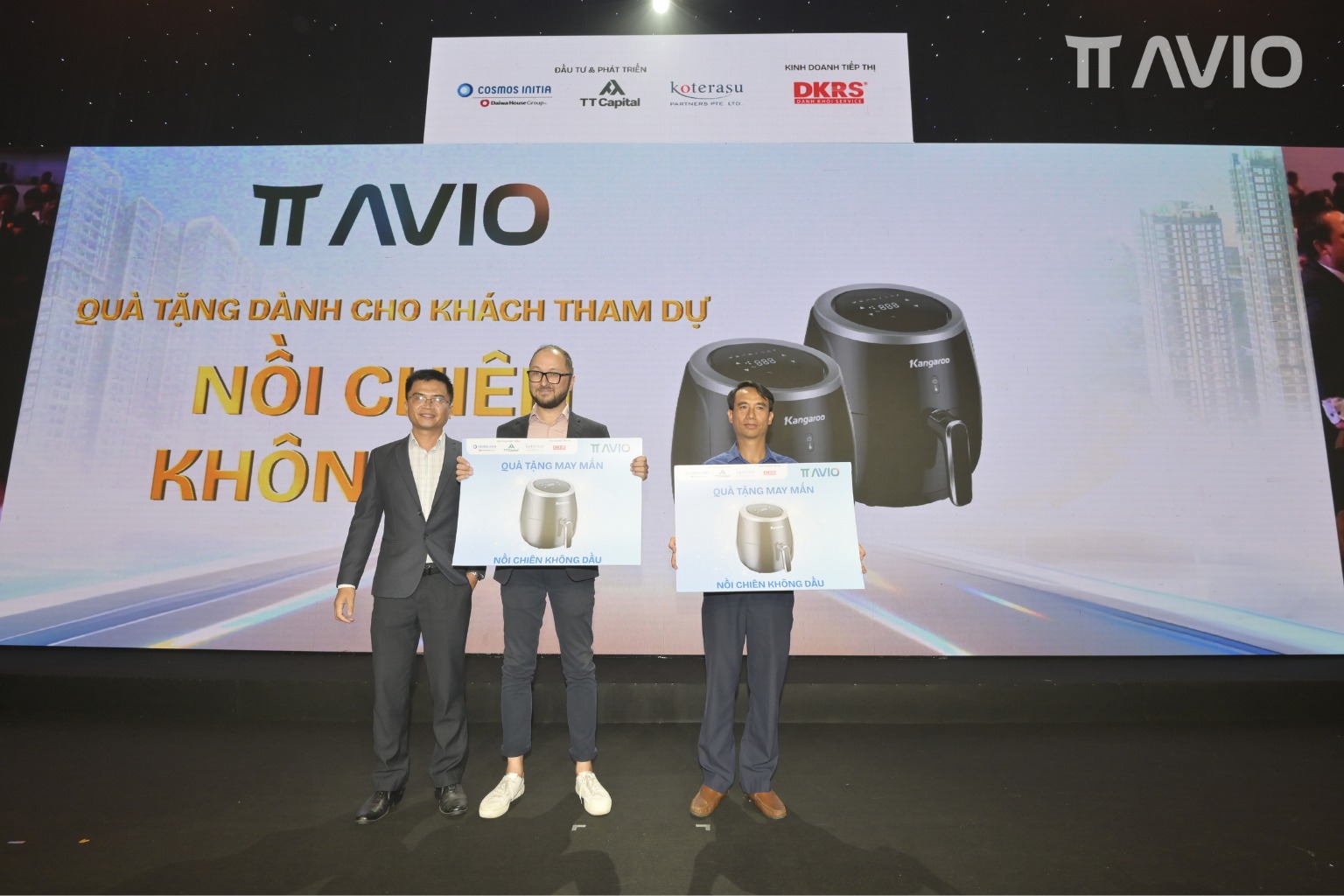 Khách hàng trúng thưởng tại Dự án TT AVIO