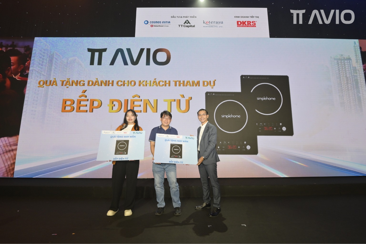 Khách hàng trúng thưởng tại Dự án TT AVIO